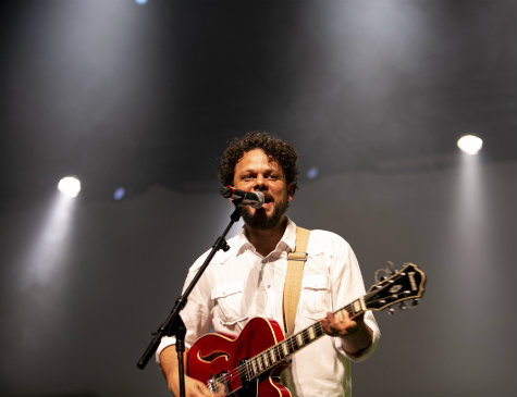 Marcos Almeida, músico mineiro