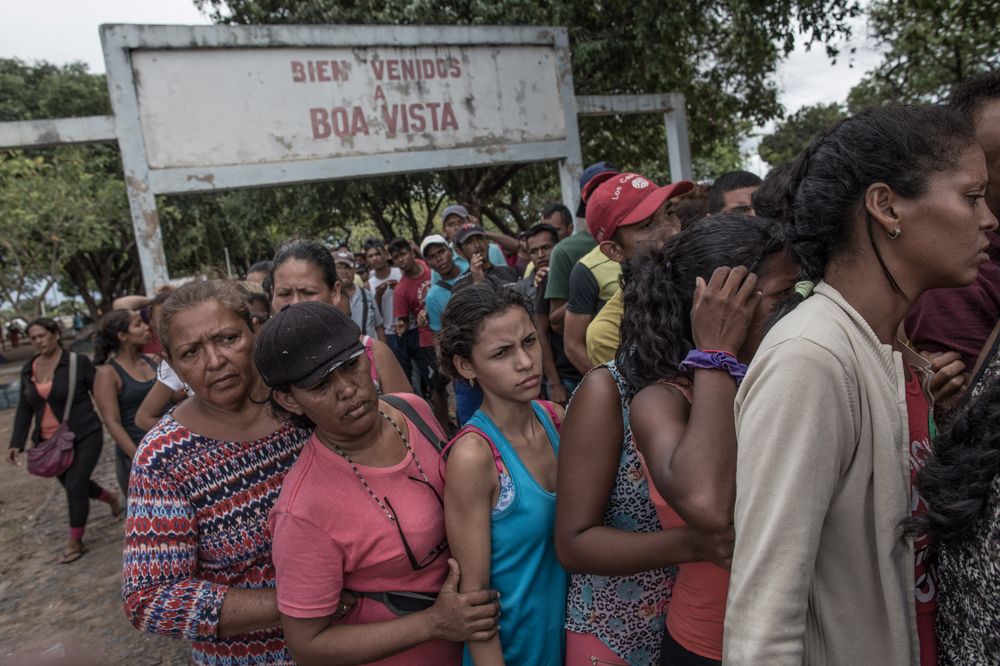 O venezuelano, na condição de refugiado, terá direito a liberdades e de garantias previstos na Constituição brasileira