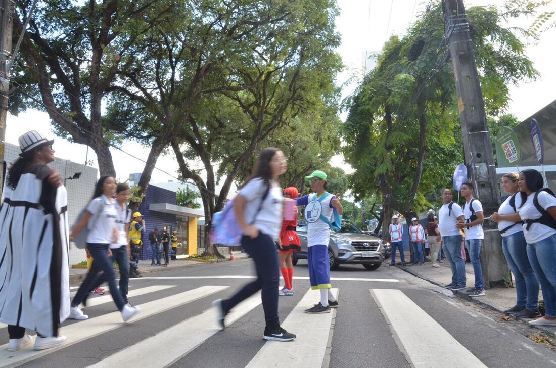 Volta às aulas no Recife. 