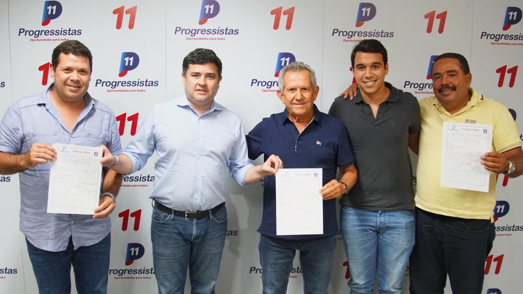 O ex-prefeito Beto Melo assume a presidência do Progressistas em Palmares, e oficializa sua pré-candidatura a prefeito com o apoio do deputado federal Eduardo da Fonte.