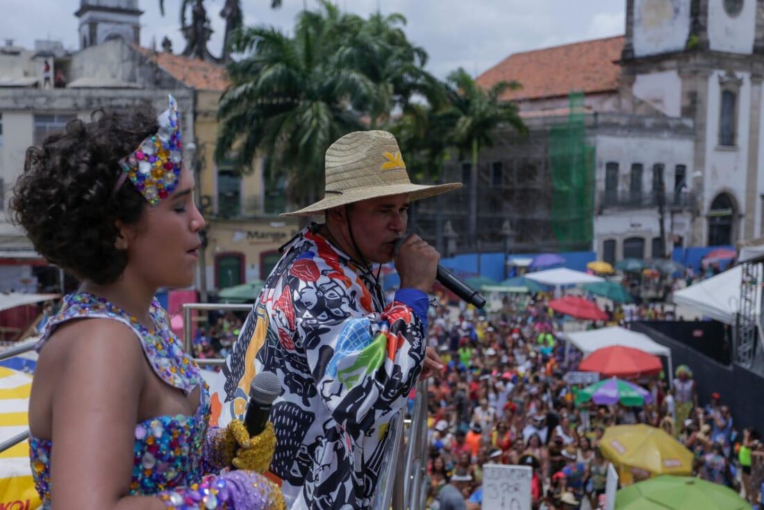 Almir Rouche no desfile do Galo da Madrugada