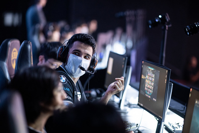 Felipe "brTT" Gonçalves, jogador de LoL da paiN Gaming