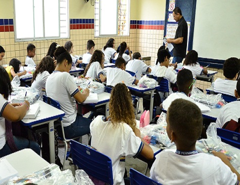 Sala de aula de escola estadual