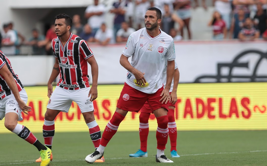 Ronaldo Alves, zagueiro do Náutico