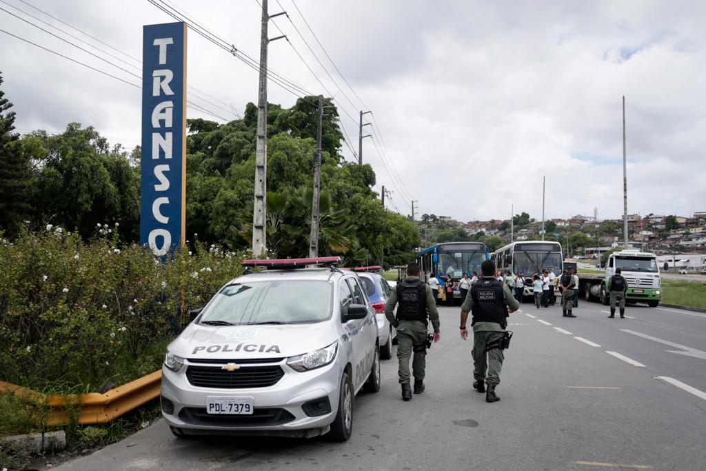 Protesto de rodoviários demitidos pela empresa Transcol