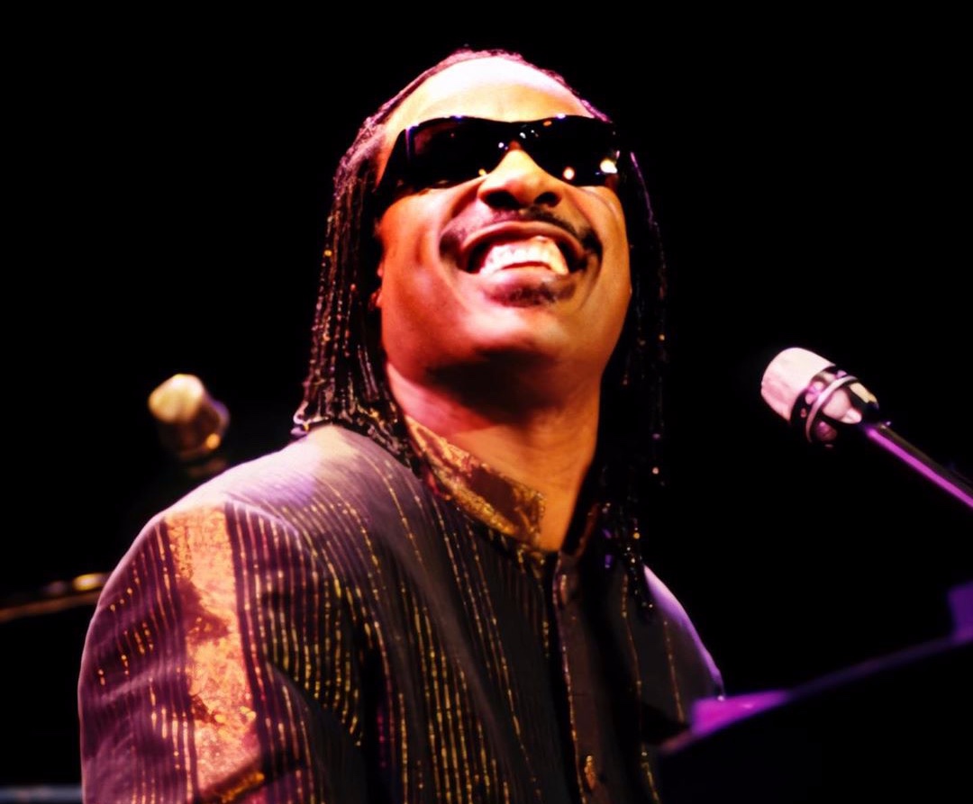 Stevie Wonder integra o rol de artistas que participam do festival