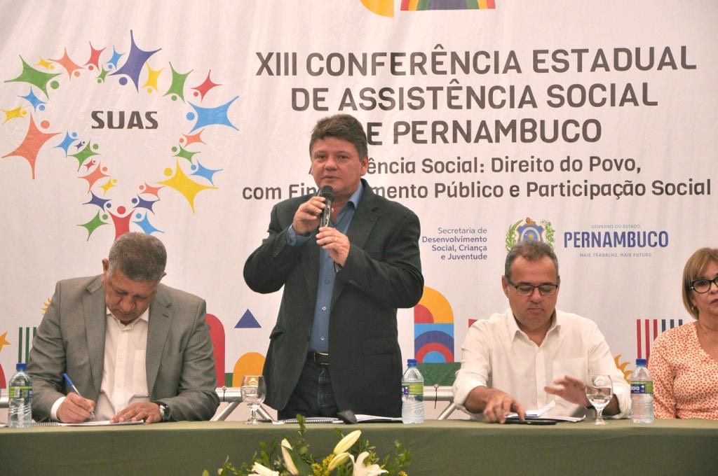  A proposta municipal deve ser integrada aos planos estadual e nacional 