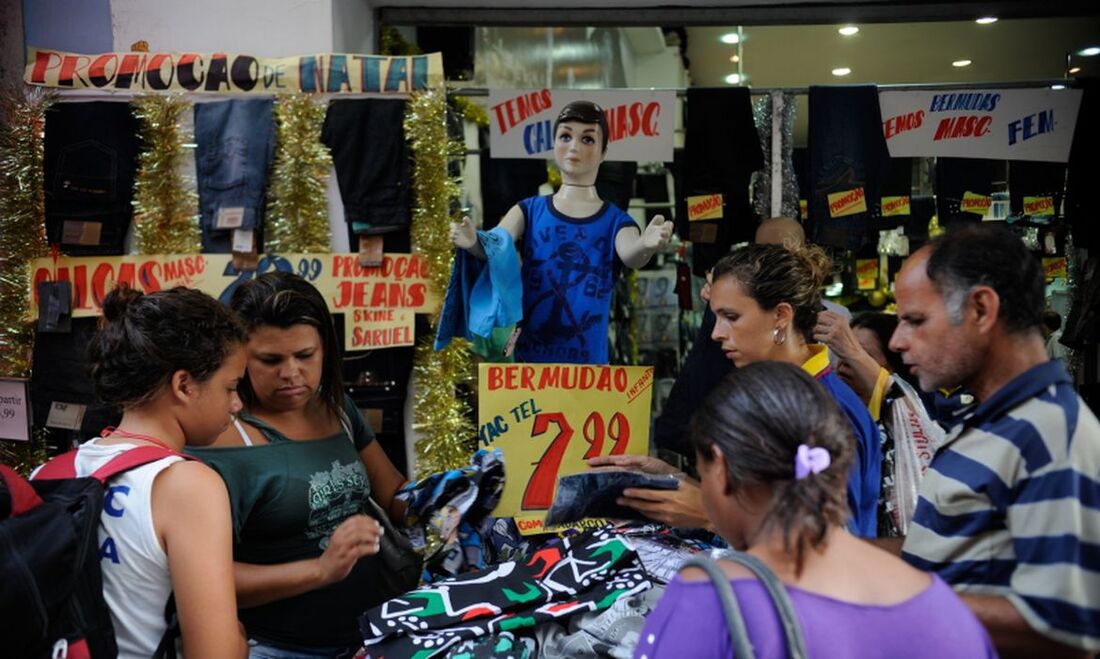 O Brasil encerrou o período com 18.296.851 empresas ativas