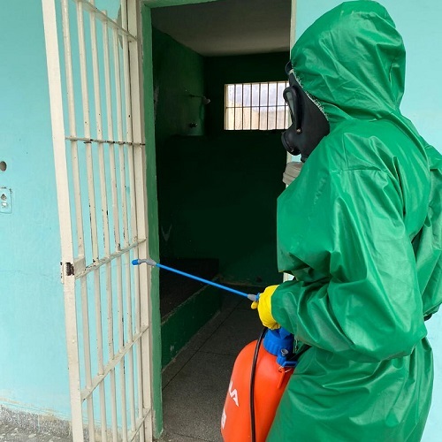 Militares auxiliam na limpeza da Funase em Petrolina