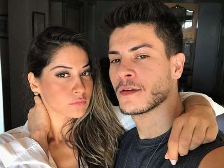 Mayra Cardi e Arthur Aguiar