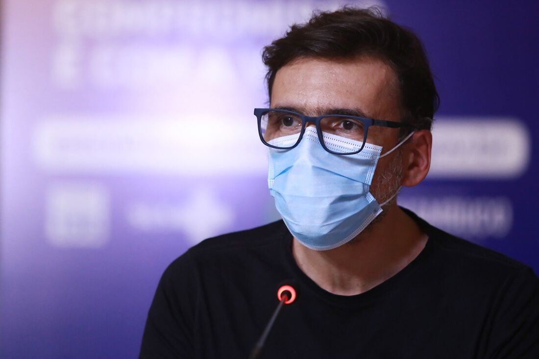 Demétrius Montenegro, médico infectologista