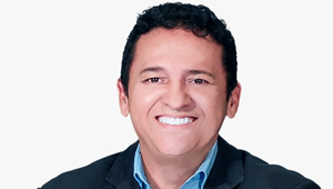 Carlos Britto escreve de segunda a sexta