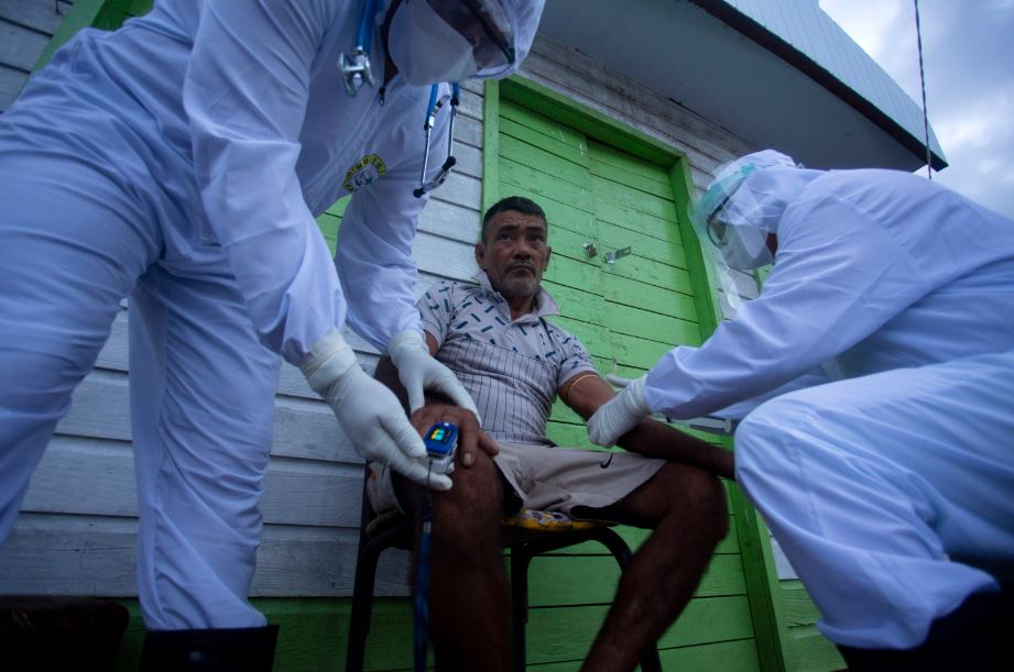 No Brasil, o número de contágio do novo coronavirus ainda é alto