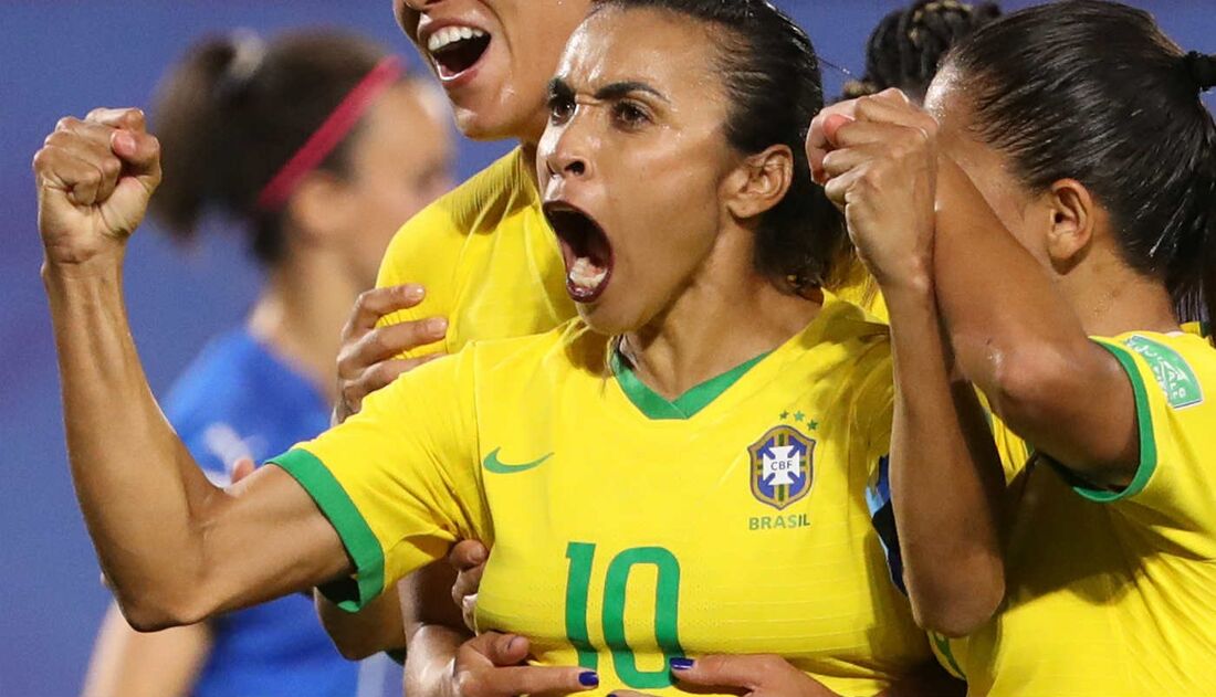 Brasil estreia nos Jogos de Tóquio com seleção de futebol feminino