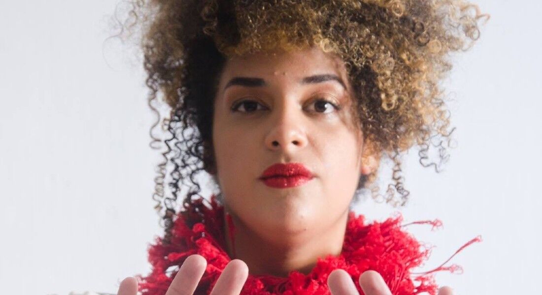 Luna Vitrolira, poeta e pesquisadora