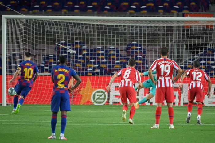 Messi fez gol de cavadinha no empate em 2x2 com o Atlético de Madrid