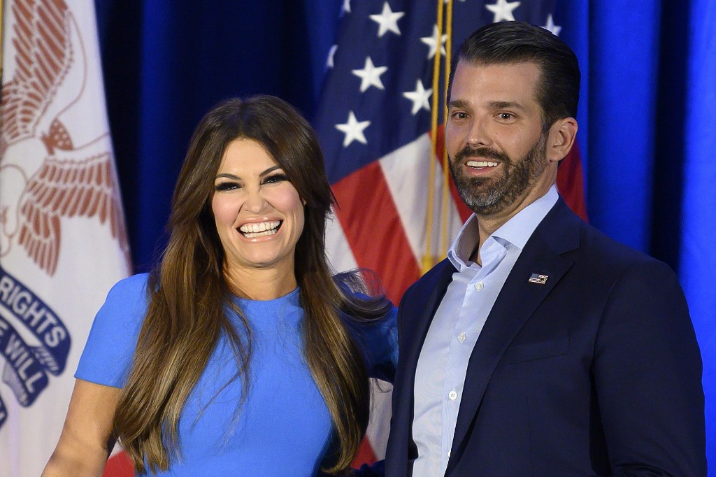 Kimberly Guilfoyle e Donald Trump Jr.