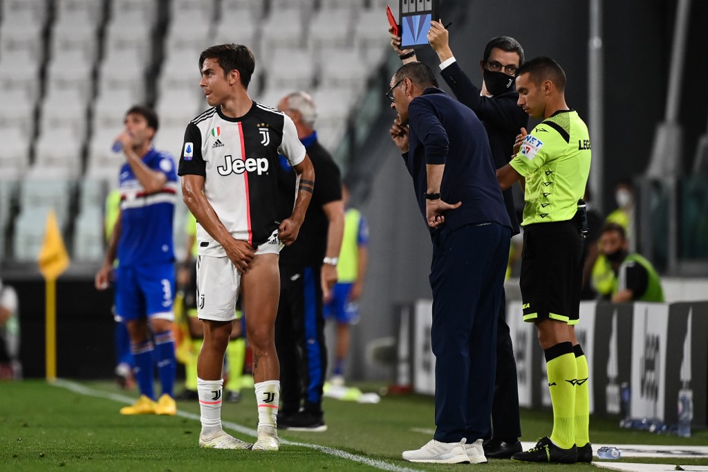 Dybala sofreu muscular no jogo contra a Sampdoria no último domingo (26)