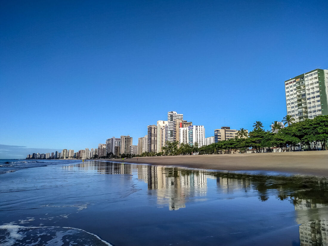 Banho de mar é liberado em Jaboatão dos Guararapes