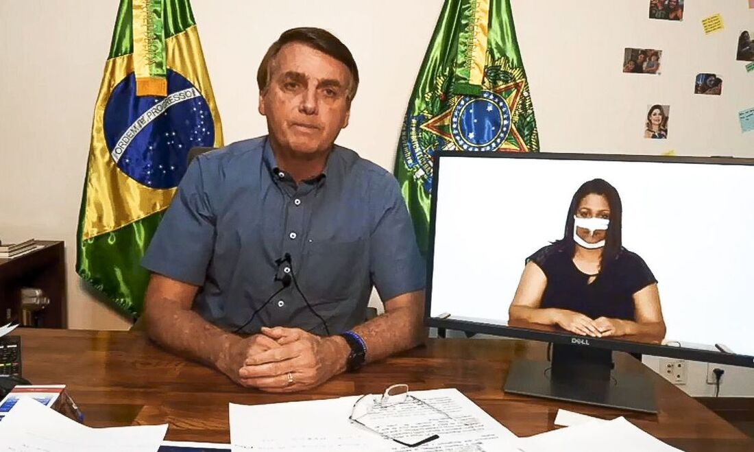 Bolsonaro em pronunciamento pelo Facebook