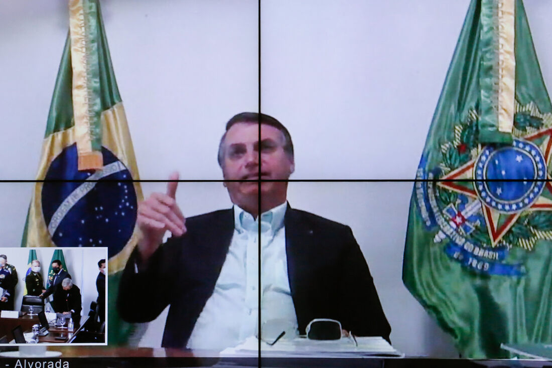 Jair Bolsonaro, Presidente da República.