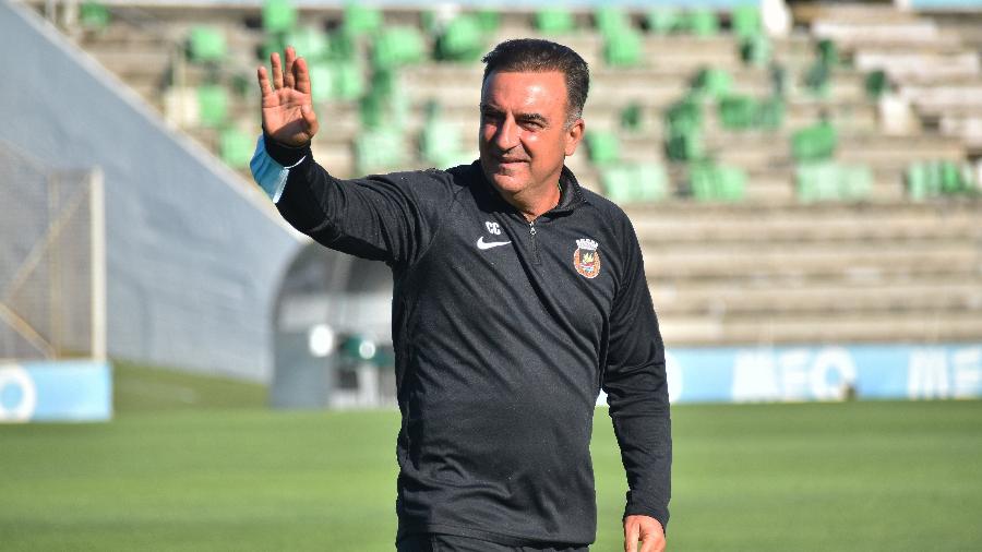 Carlos Carvalhal comandava o Rio Ave na última temporada