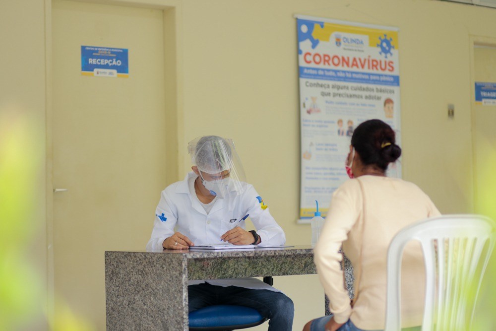 Centro de Referência de Covid-19 de Olinda, instalado na Policlínica Barros Barreto, no bairro do Carmo