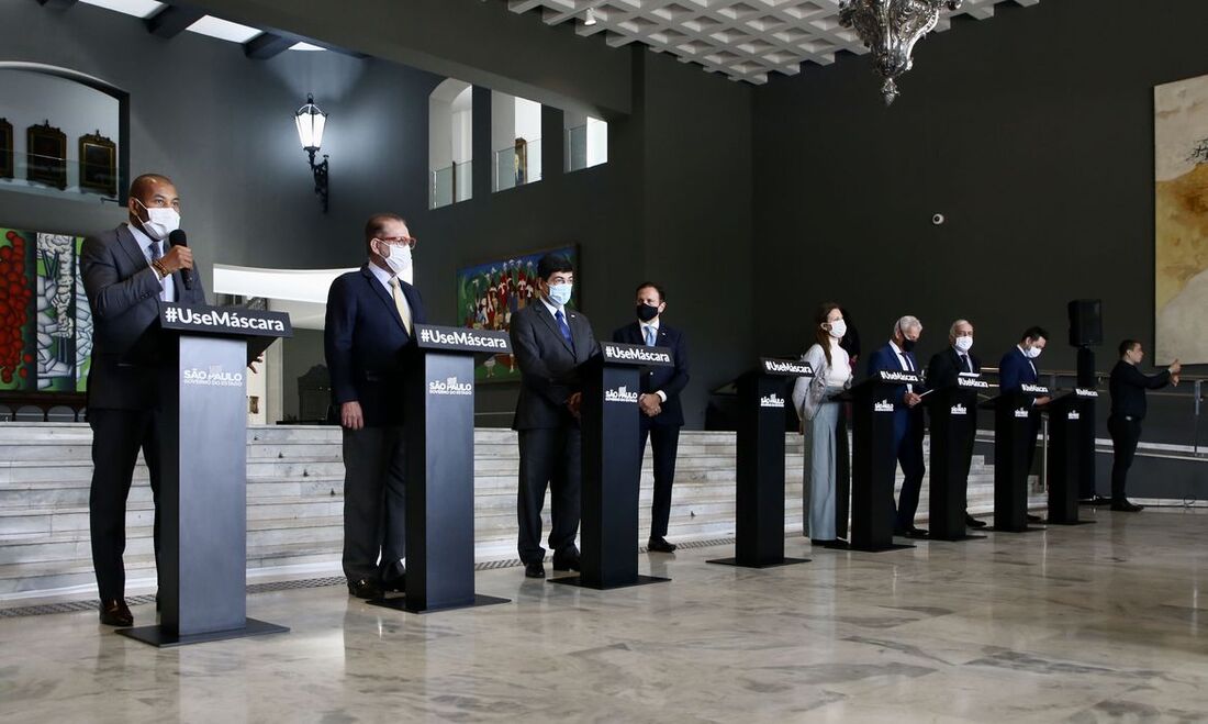 Coletiva do Centro de Contingência da Covid-19 em São Paulo