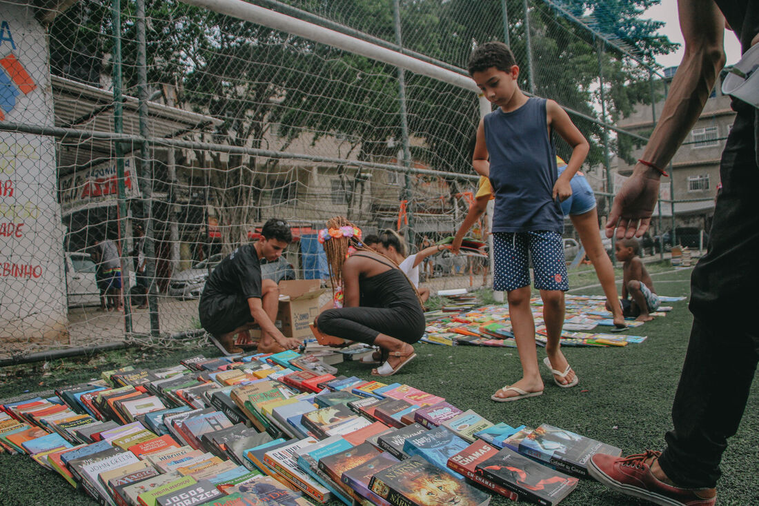 Bienal da Quebrada leva literatura a periferias brasileiras