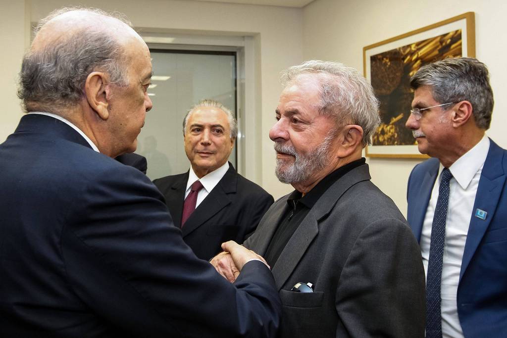 O senador José Serra (PSDB), os ex-presidentes Michel Temer (MDB) e Lula (PT) e o ex-senador Romero Jucá (MDB-RR)