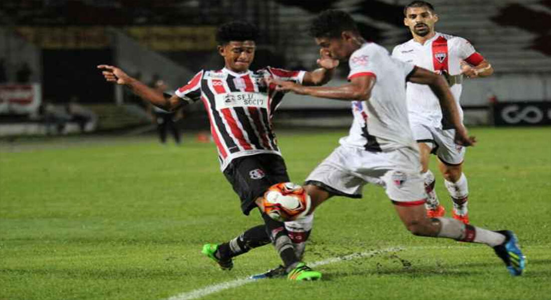 Cria da base do Santa, hoje Warley defende o Botafogo