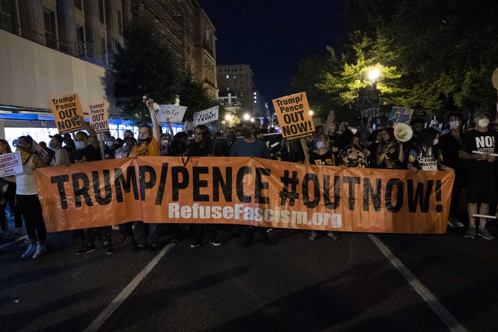 Protestos contra Trump em frente a Casa Branca