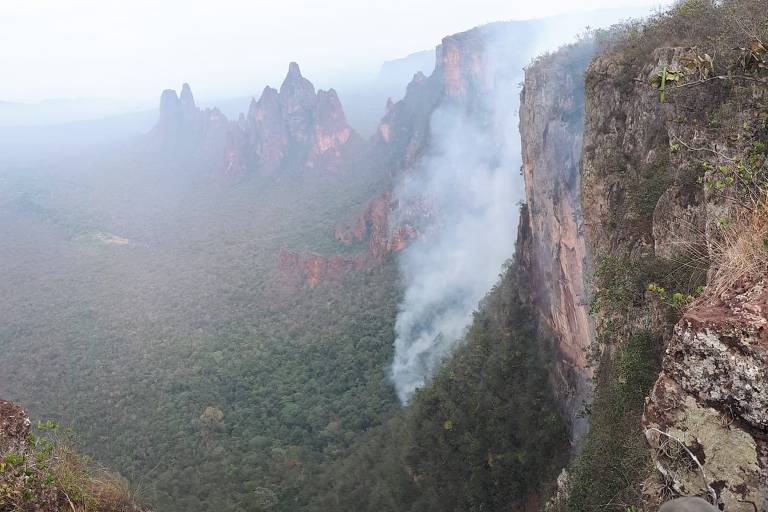 Incêndio na Chapada dos Guimarães