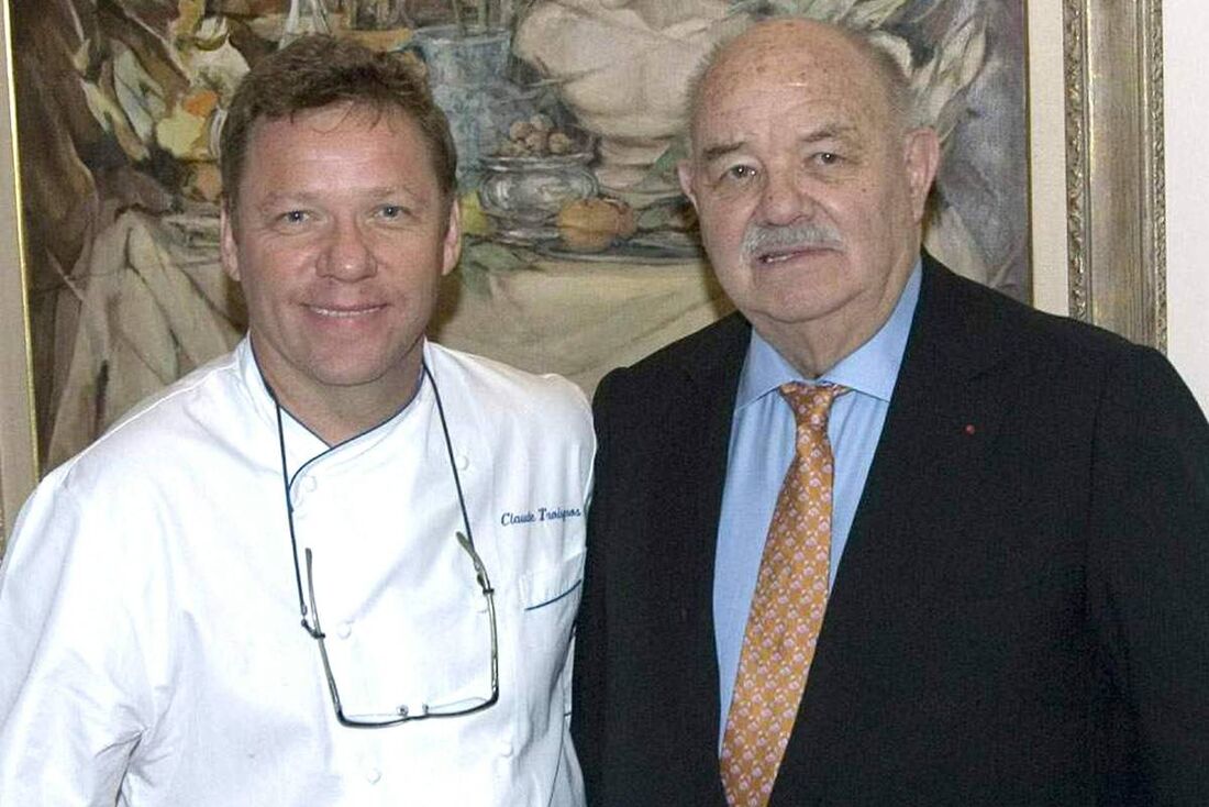 Os chefs Claude (E) e o pai, o Pierre Troisgros