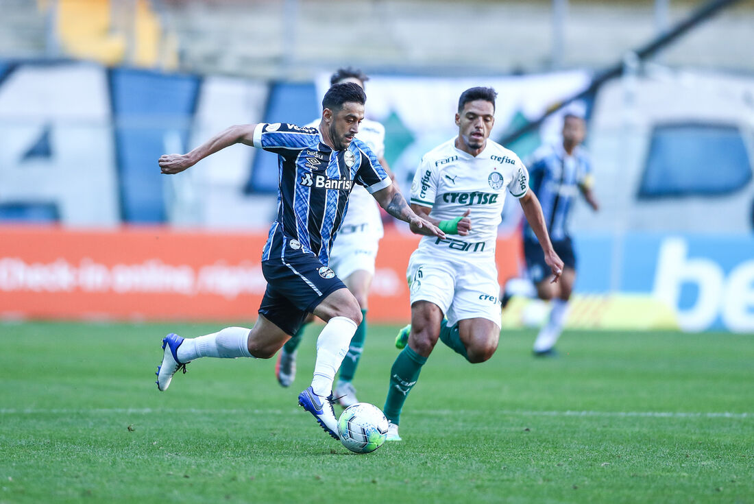 Lance de Grêmio 1x1 Palmeiras, pelo primeiro turno Brasileirão