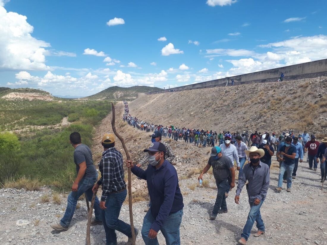 Agricultores mexicanos protestam por água na Barragem La Boquilla