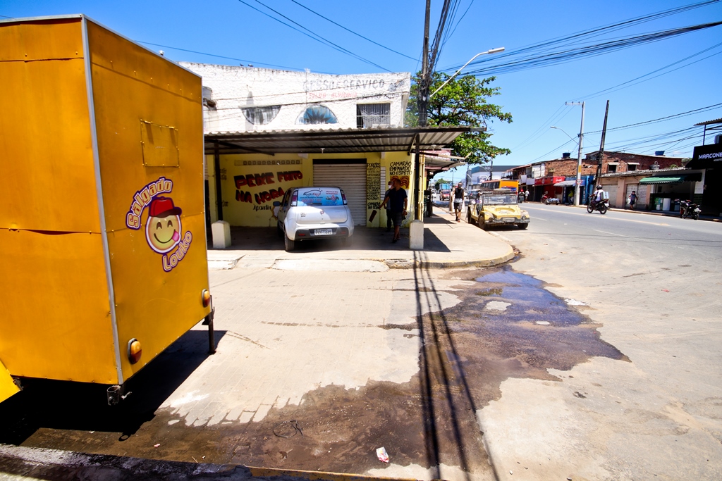 Cano estourado no Janga
