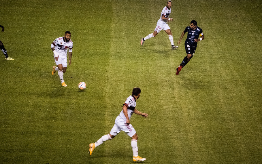 Em péssima atuação, Flamengo é derrotado por 5 a 0 pelo Independiente de Valle, na Libertadores