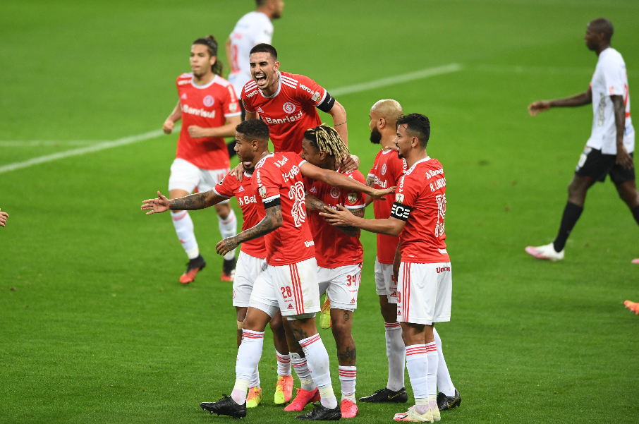 Internacional bateu o América de Cali por 4 a 3, pela Libertadores