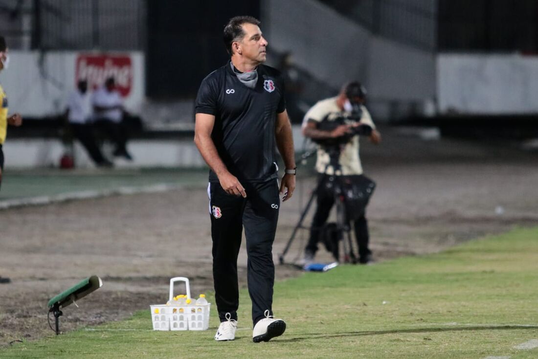 Marcelo Martelotte, técnico do Santa Cruz