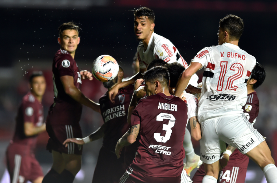 São Paulo fica no empate em 2x2 com o River Plate, no Morumbi