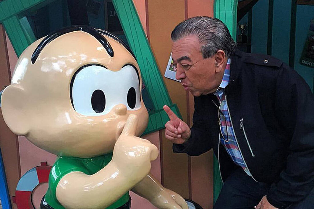 Maurício de Souza com Cebolinha