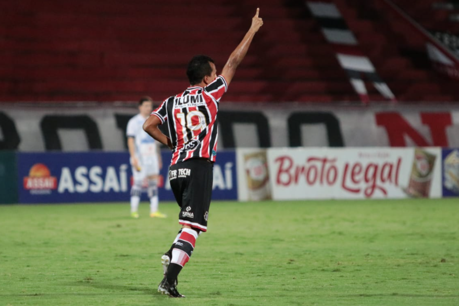 Didira, autor do gol da vitória do Santa sobre o Botafogo/PB, pela 12ª rodada da Série C