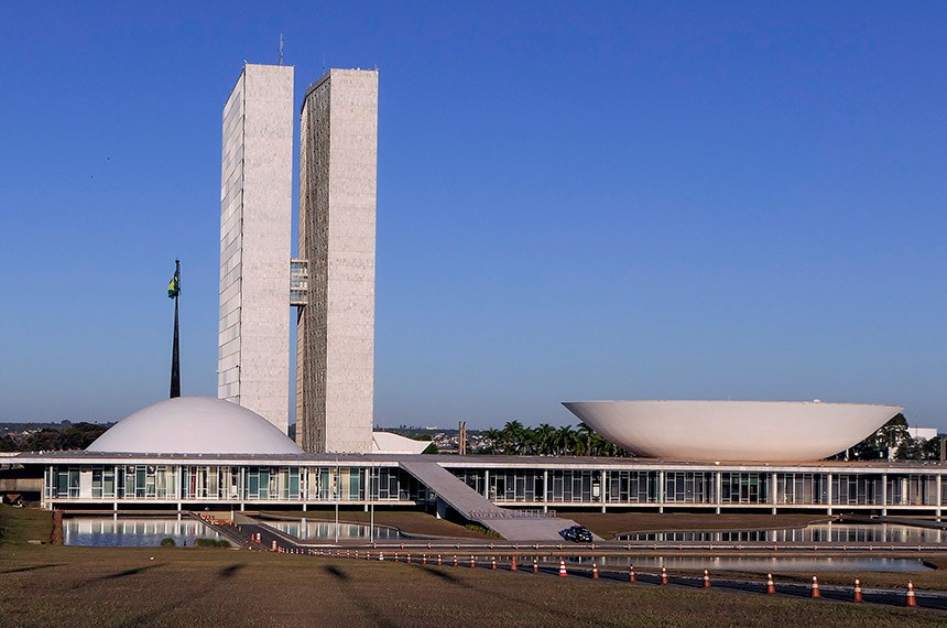 O prazo para o governo enviar pedidos de créditos extra acabou na quinta-feira passada