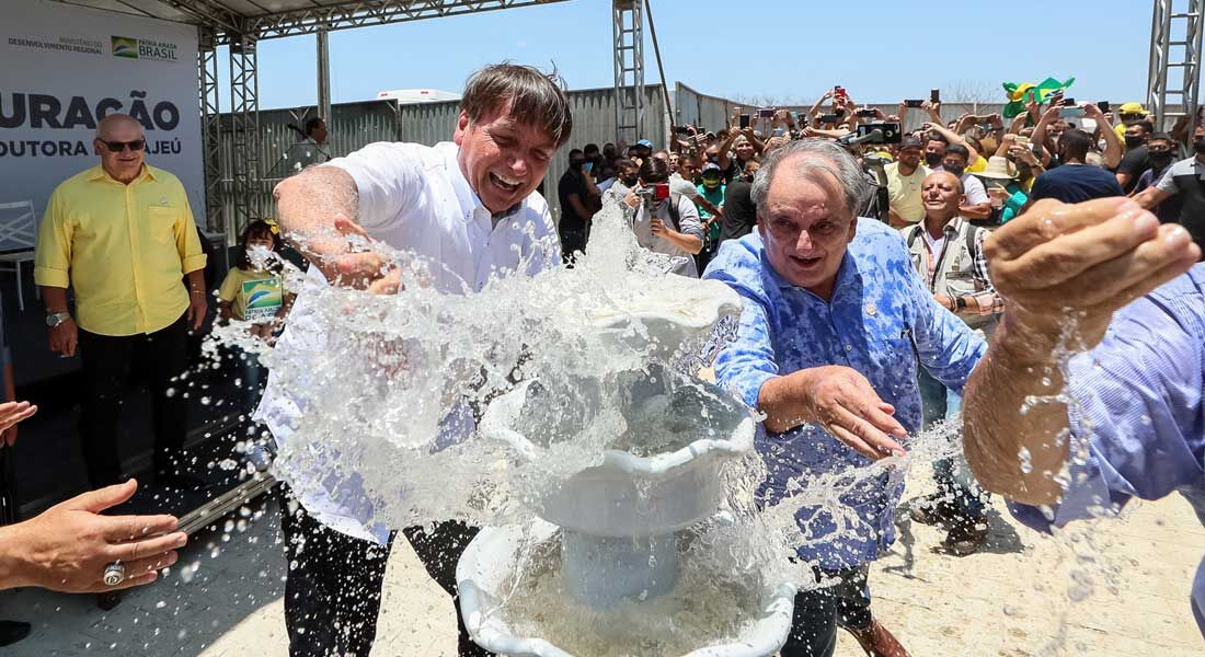 Bolsonaro inaugura sistema adutor do Pajeú