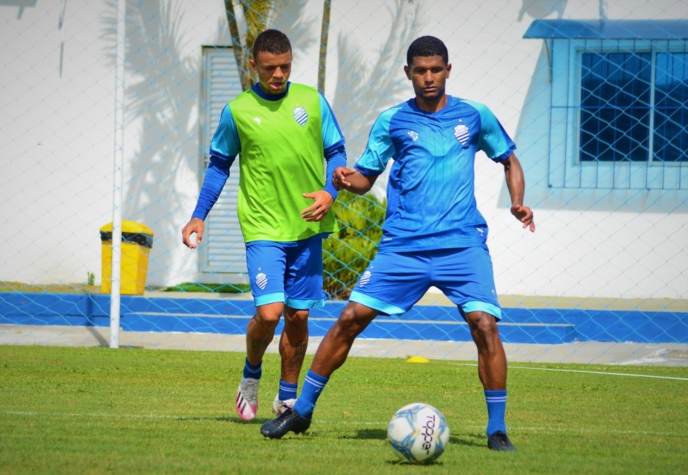 Márcio Araújo estava no CSA