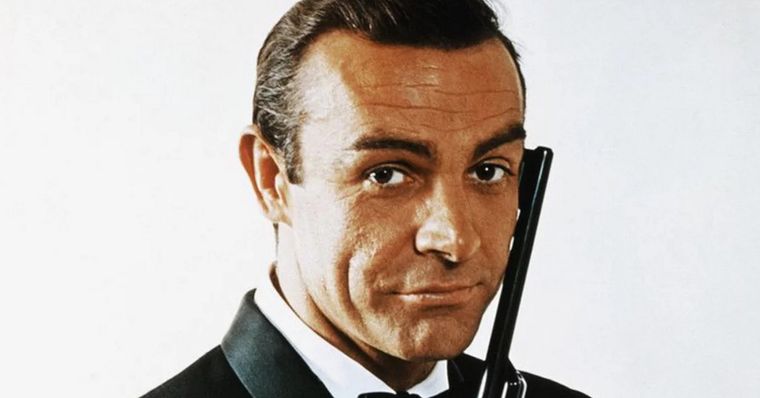 Sean Connery como James Bond