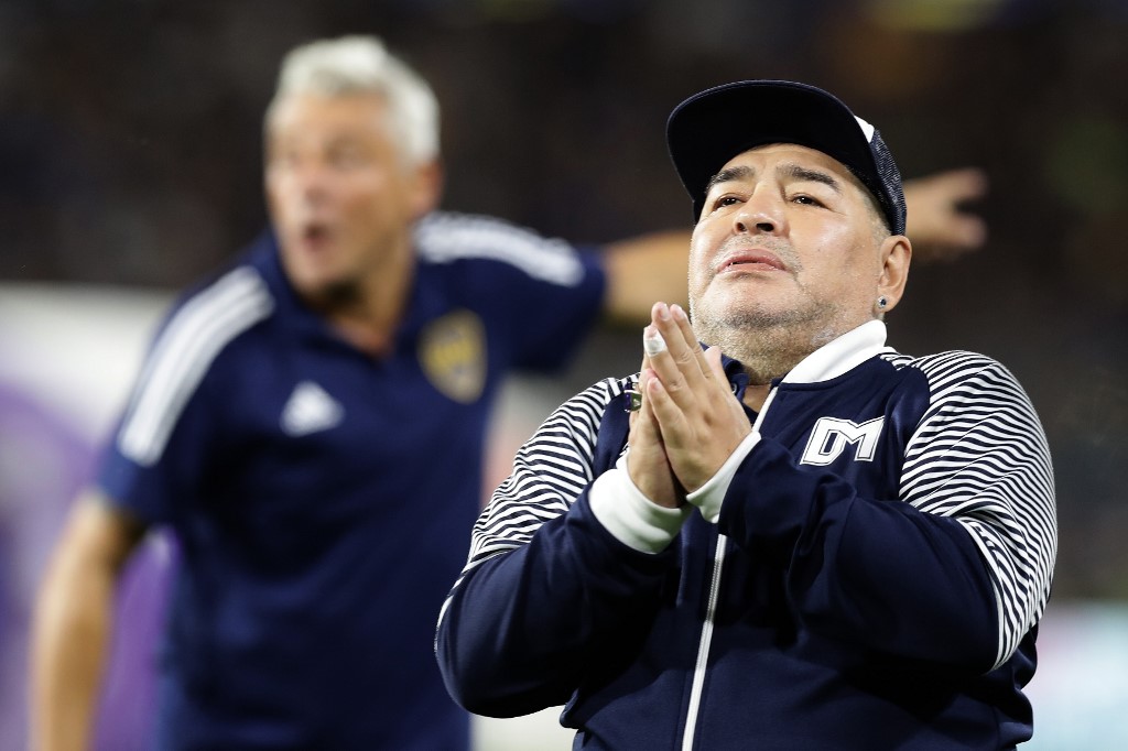 Maradona atualmente é técnico do Gimnasia y Esgrima La Plata