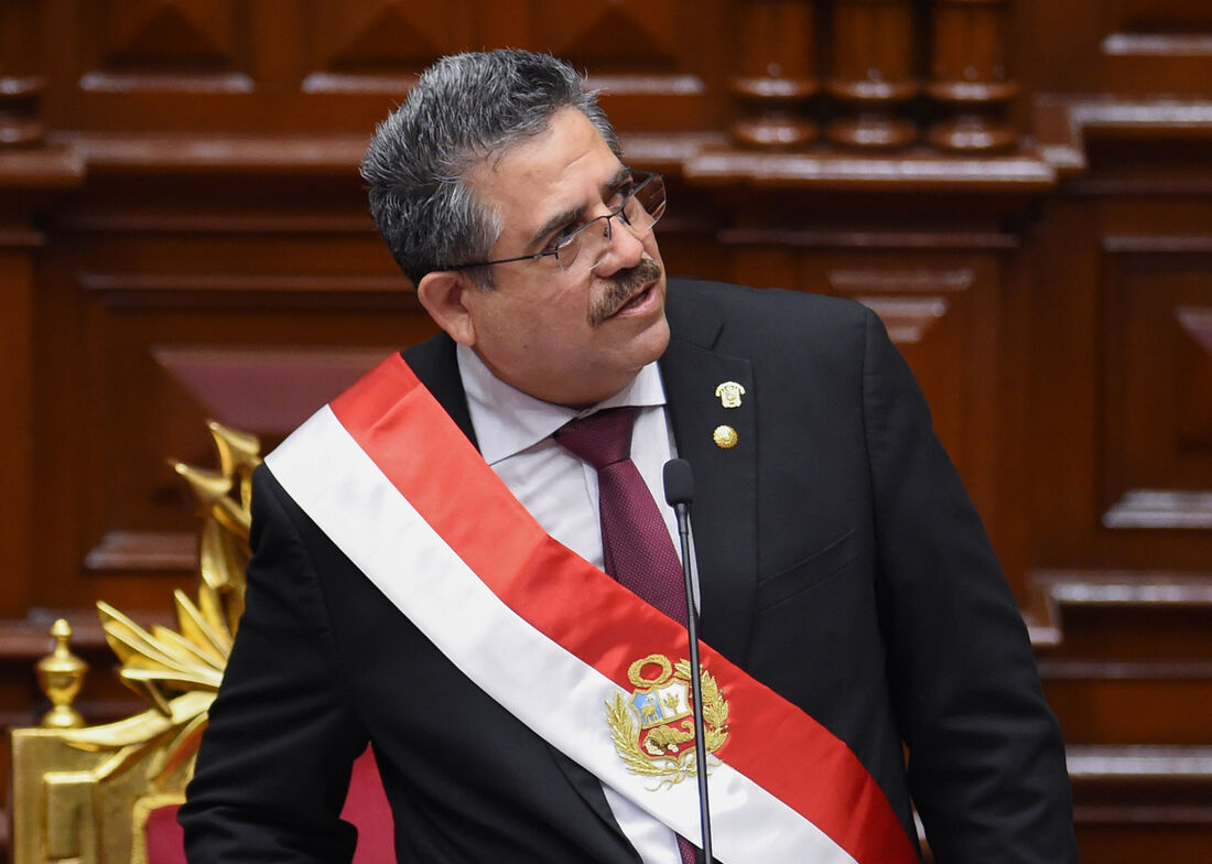 Manuel Merino de Lama, tomou posse como presidente do Peru