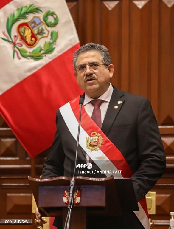 Manuel Merino, o presidente do Congresso de centro-direita que assumiu a Presidência do Peru